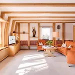 Bergfried & Schoenblick Hotel 3*