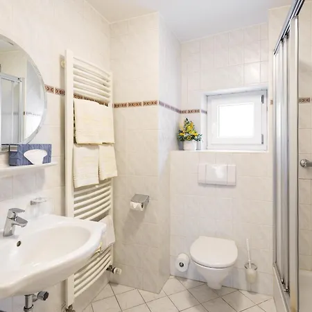 Hotel Bergfried & Schoenblick 3*
